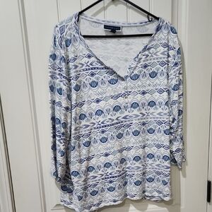 Patterned Blue and White Women's Top